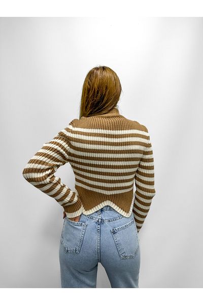 DEQ FASHION Turtleneck Oval Cut Knitwear Sweater