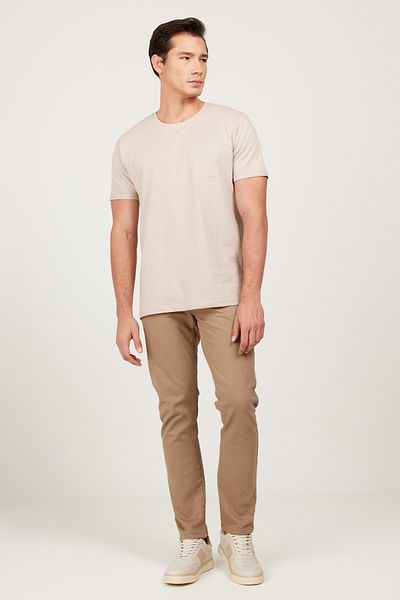 AC&Co / Altınyıldız Classics Pánské béžové triko Slim Fit úzkého střihu, 100% bavlna, výstřih s kapsami