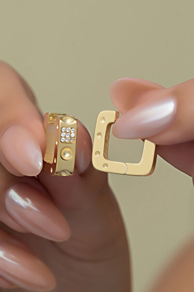 Nereze 925 Ayar Gümüş Gold Kaplama Kare Tasarım Zirkon Taşlı Küpe