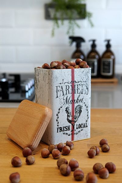 EVLE Er042-6o Country Farmers Patterned Rectangular Metal Storage Container with Wooden Lid 8x10 Cm