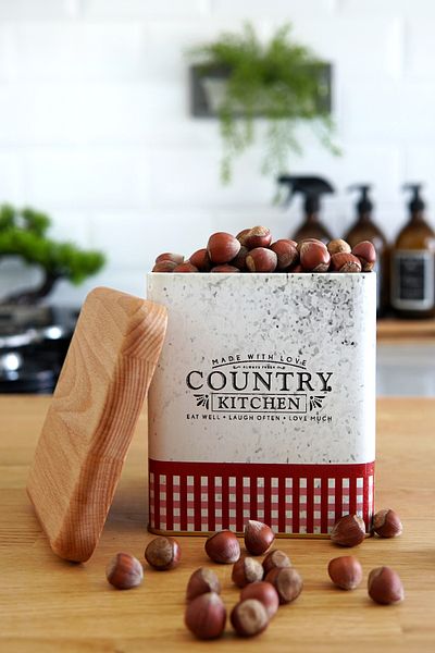 EVLE Er212-7O - 11X15 cm Patterned Oval Metal Storage Container with Wooden Lid - Country Kitchen