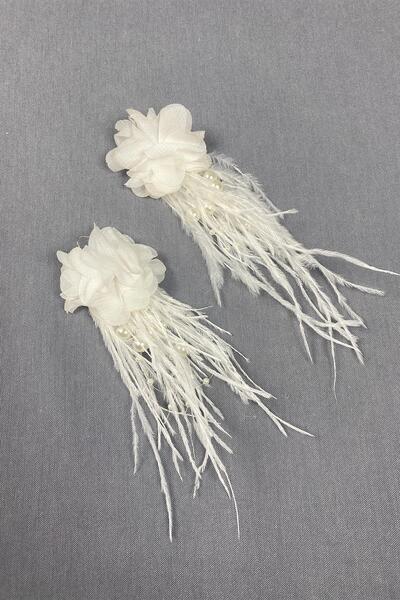 Hobigram Beyaz Lazer Çiçekli Incili Deve Kuşu Tüylü Küpe – Bijuteri Küpe, Şık Tasarım, Kadın Aksesuarı – Bij