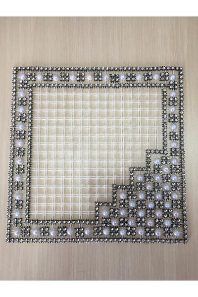 Papatyam 6 Pieces Beaded Pulley Bedroom Set - Square Napkin Lace