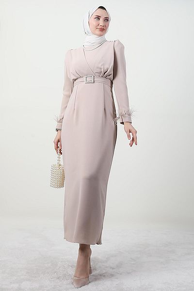 Giza Giyim Ανοιχτό φόρεμα Hijab σε σκόνη - Λεπτομέρεια με πούπουλα