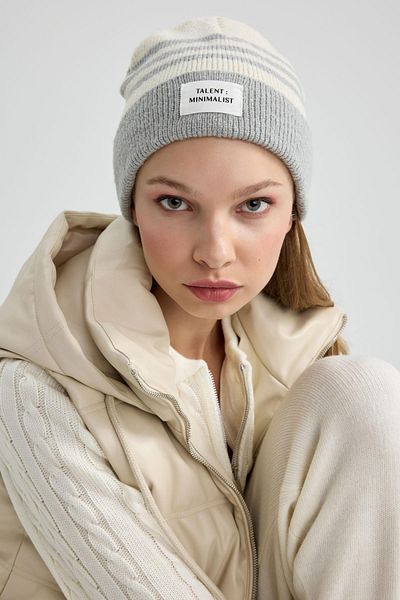 DeFacto Women's Patterned Woven Labeled Knitwear Beret A5636ax23wn