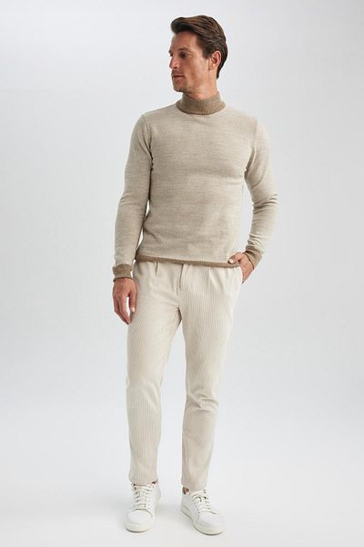 DeFacto Cordhose mit Taschen, gerades Bein A8106ax23au