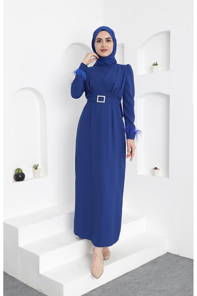 By Hacer Ayaydın Fashion Φόρεμα Hijab σε μορφή μολυβιού με λεπτομέρεια από πούπουλα στα μανίκια