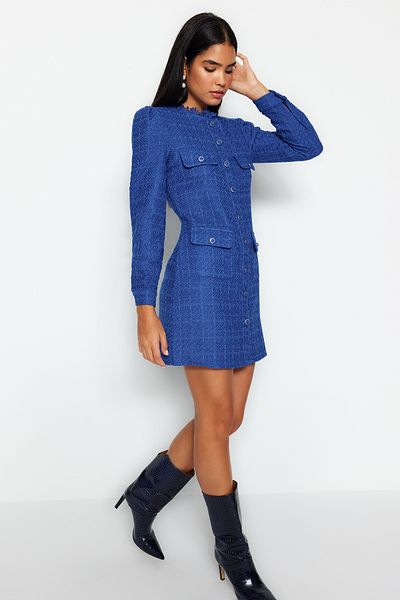 Trendyol Collection Saks gerade geschnittenes Tweed-Jacken-Webkleid TWOAW24EL00405