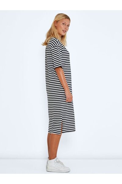 Noisy May Komody na šaty