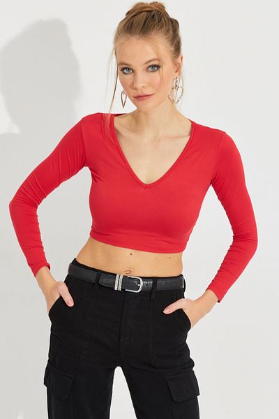 Cool & Sexy Women's Red V-Neck Crop Blouse LPP1241