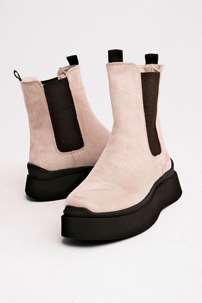 Lal Shoes & Bags Дамски ботуши Olivya с еластична лента отстрани на петата - кремави