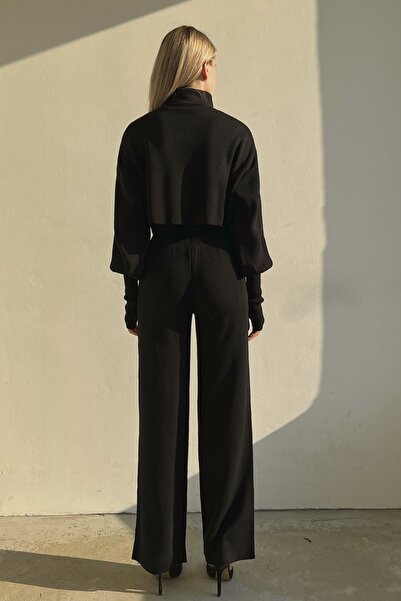 vuvutasarım Rugalmas garbós kötött pulóver és magas derekú kötött nadrág - fekete szett 015