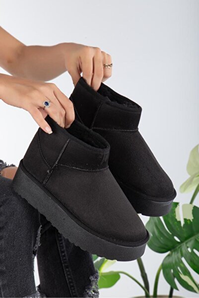 Genel Markalar KADIN ULTRA MİNİ KALIN TABAN İÇİ KÜRKLÜ SİYAH DÜZ TABAN BOT