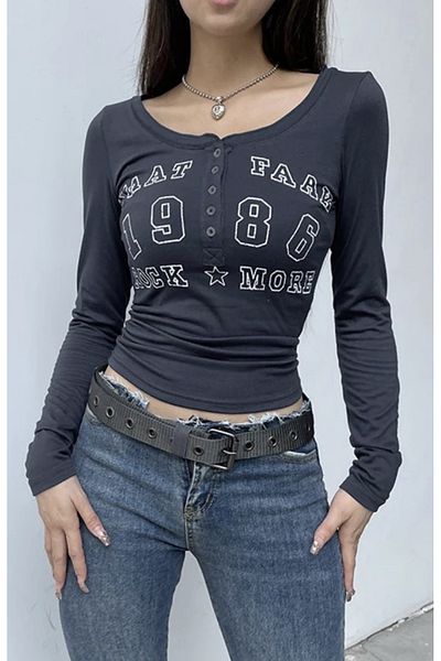 Köstebek Naat Faak Rock More 1986 Buttoned Crop Sweatshirt