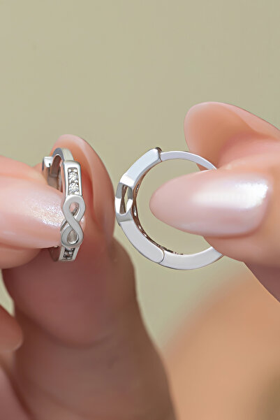 Nereze 925 Ayar Gümüş Rodyum Kaplama Sonsuzluk Detay 15 mm Halka Küpe