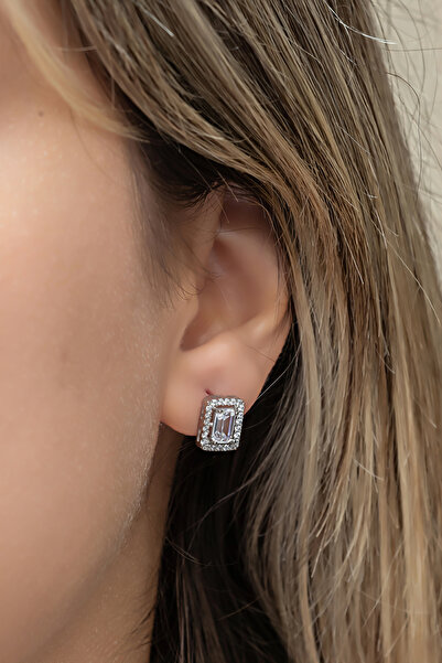 Nereze 925 Ayar Gümüş Rodyum Kaplama Baget Taşlı Tektaş Küpe