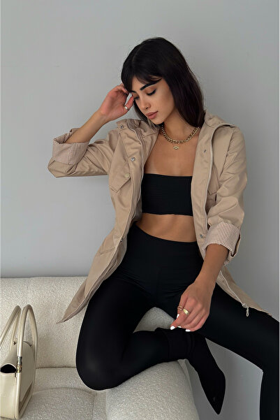 diaves Kadın Kapşonlu Bej Yanlardan Büzgülü Katlanabilir Kol Astarlı Trençkot Yağmurluk