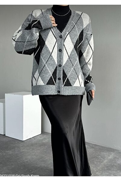 nathia outdoors Diamond Patterned V-neck Cardigan