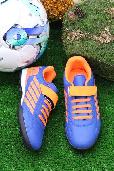 M.P. 232 1350 Original Product Turf Astroturf Boys' Football Shoes