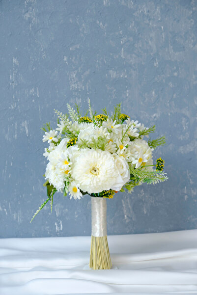 Uğur Gelin Buketi Λευκή Νυφική Ανθοδέσμη Premium με Μαργαρίτες