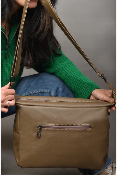 JARA Bag Pera Soft Washed Leather Multi-Compartment Crossbody Bag