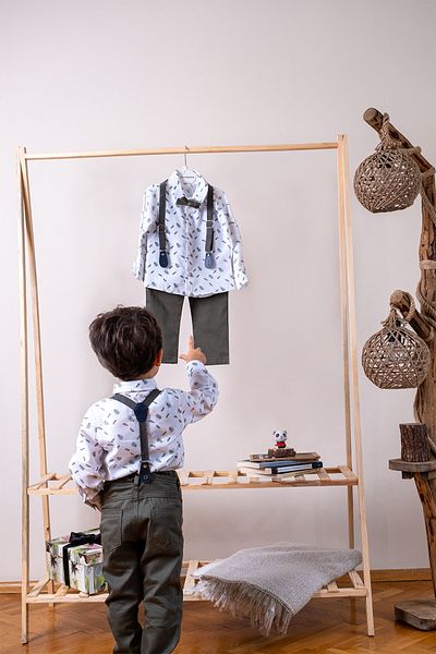 LULU Kids Boy's Suit with Bow Tie and Slopet "leaf" Model