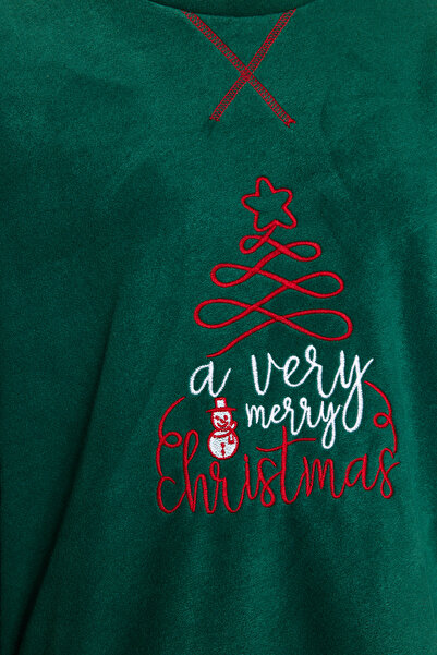 Trendyol Collection Zöld karácsonyi témájú polár téli kötött pizsama szett THMAW24PT00265