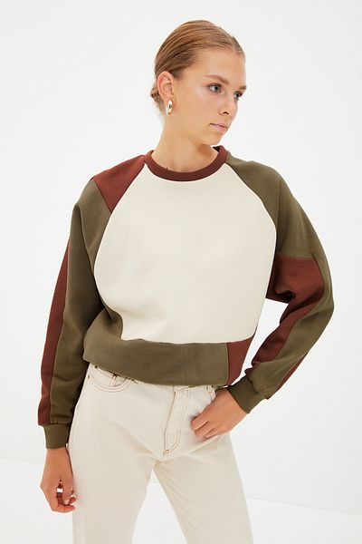Trendyol Collection Khaki Thick Fleece Inside Color Block Regular/Regular Fit Pletená mikina TWOAW21SW0116