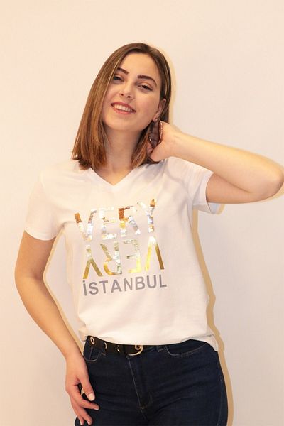 RICH GİYİM Πλούσιο γυναικείο μπλουζάκι με λαιμόκοψη 100% βαμβάκι