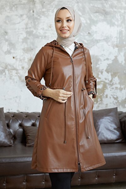 InStyle Kožená čepice Almin Handle Epaulette Detail - Tan