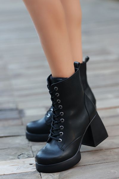 LEYDİ SHOES CIZME DESPINA NEGRE PIELE