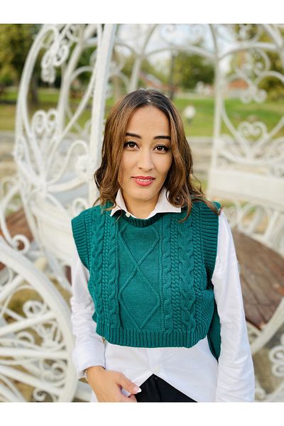 DG AURA SIDE TIE HAIR KNITTED THICK AND STYLISH CYCLING COLLAR SWEETER