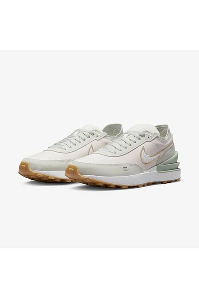 Nike Waffle One SE Women's White Sports Shoes