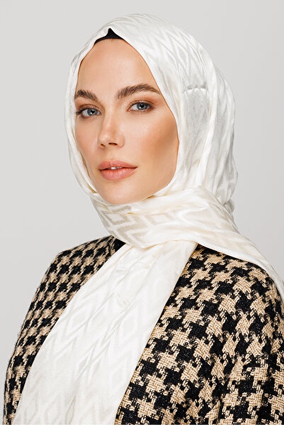 Mooncorn Tile Pattern Shiny Jacquard Shawl