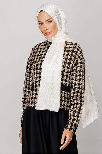 Mooncorn Tile Pattern Shiny Jacquard Shawl