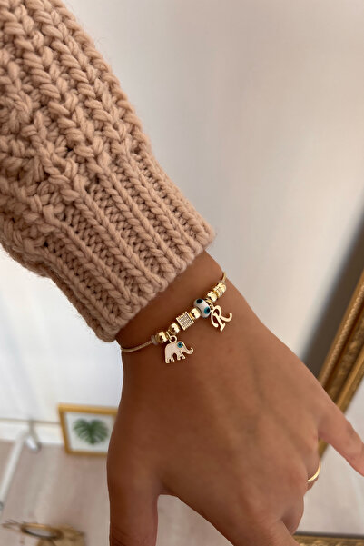 Trendy Butik سوار عين الشر مع حرف R وشكل فيل مطلي بالمينا باللون الأبيض