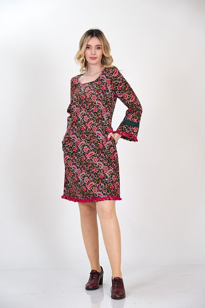 İna Rochie de iarnă roz cu imprimeu șal, cu fustă și accesorii cu pompon la capătul mânecii de la Divitin Flannel