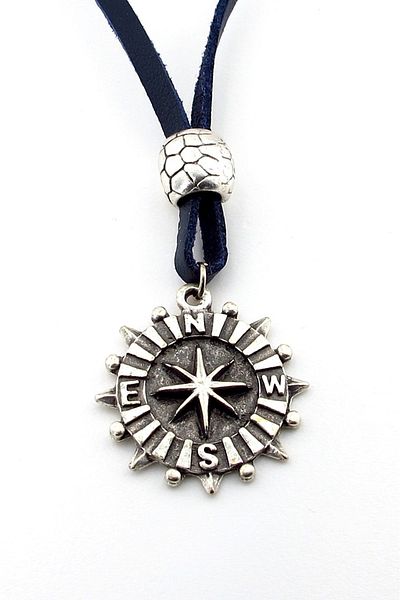 Solfera Polaris Leather Metal Men's Necklace - Compass Star North Q0679