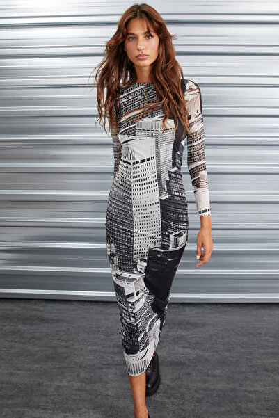 GRIMELANGE Harlow Kadın Tül Esnek Kumaşlı Şehir Baskılı Astarlı Bodycon Vücüdu Saran Maxi Elbise