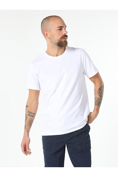 Colin's Men's White T-Shirt - Sleeves