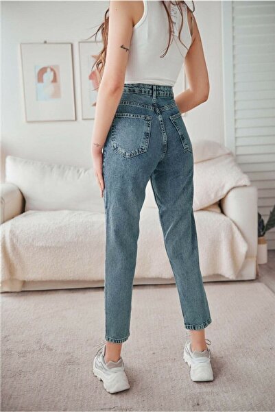 Geppetto High Waist Blue Mom Jeans Snow Wash Lycra Mom Jeans (Buy 1 size larger)