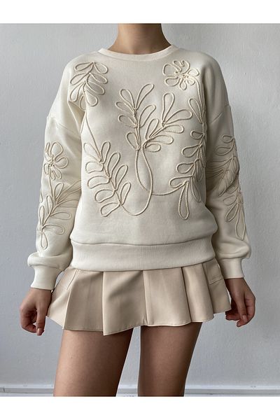 minaaise 26071 Model Ecru Embroidered Short Sweatshirt