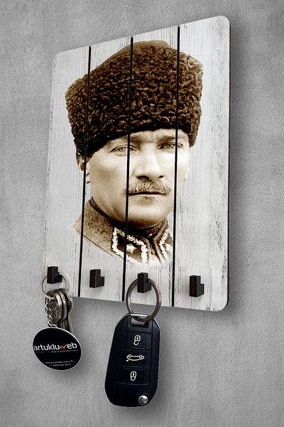 beedene Ataturk Wooden White Decorative Painting - Modern Keychain Key Holder