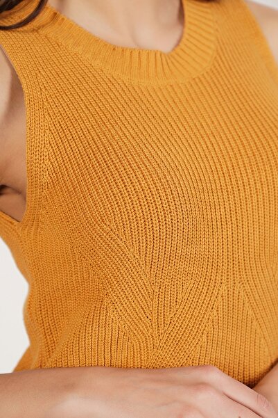 Trist Star Yellow 100% Organic Cotton Thessaloniki Knit Slit Crew Neck Knitwear Sweater Blouse