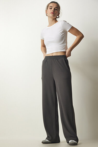 Happiness İstanbul Women's Smoked Corded Knitted Trousers EW00005