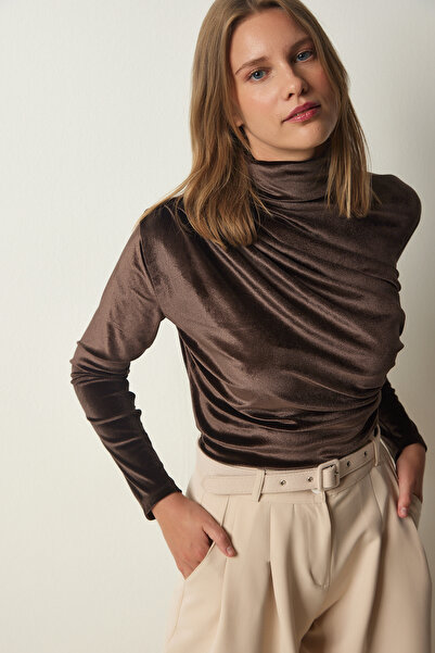 Happiness İstanbul Dámská hnědá stylová sametová halenka s nabíraným límcem FF00144