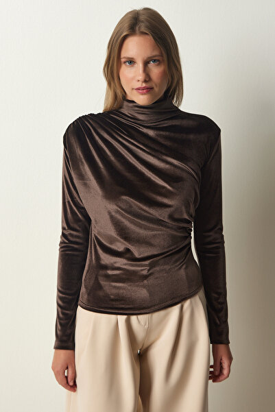 Happiness İstanbul Dámská hnědá stylová sametová halenka s nabíraným límcem FF00144