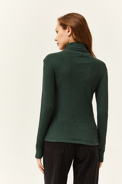 Olalook Women's Emerald Green Turtleneck Finger Detailed Lycra Blouse BLZ-19001644