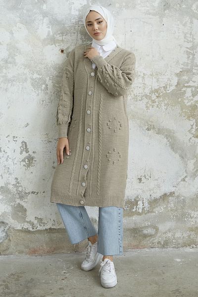 InStyle Lomira Strickjacke mit Steinknöpfen - Beige
