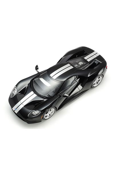 TAMIYA 1/24 Ford GT Plastic Car Model Kit, Disassembled Hobby Set